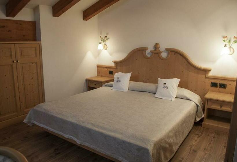 침실 1개 아파트, Castel Pietra