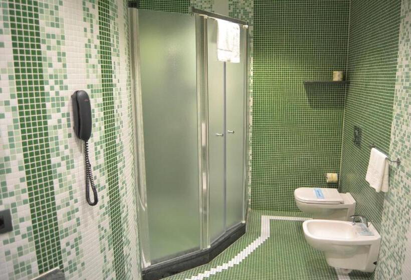 Номер Классика Кровать Кинг, Motel 2