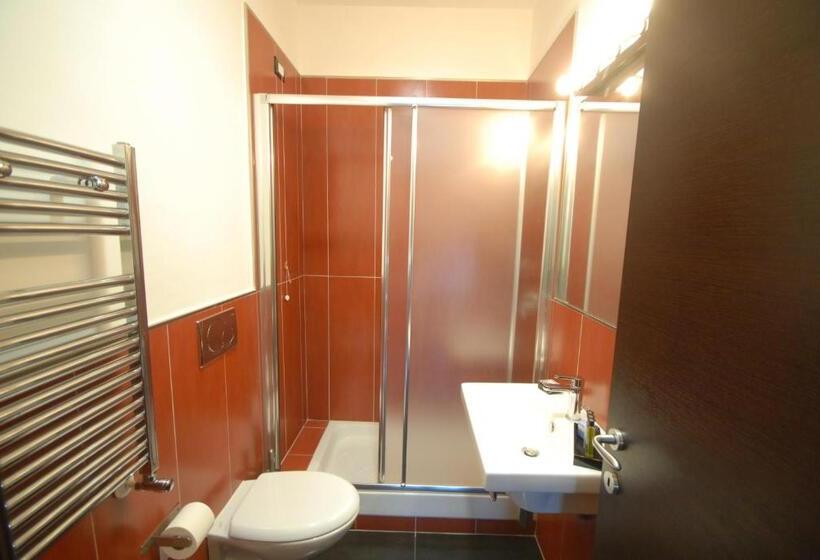 Номер Стандарт, Ostia Antica Suite B&b