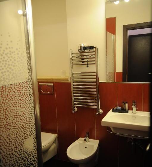 Номер Стандарт, Ostia Antica Suite B&b