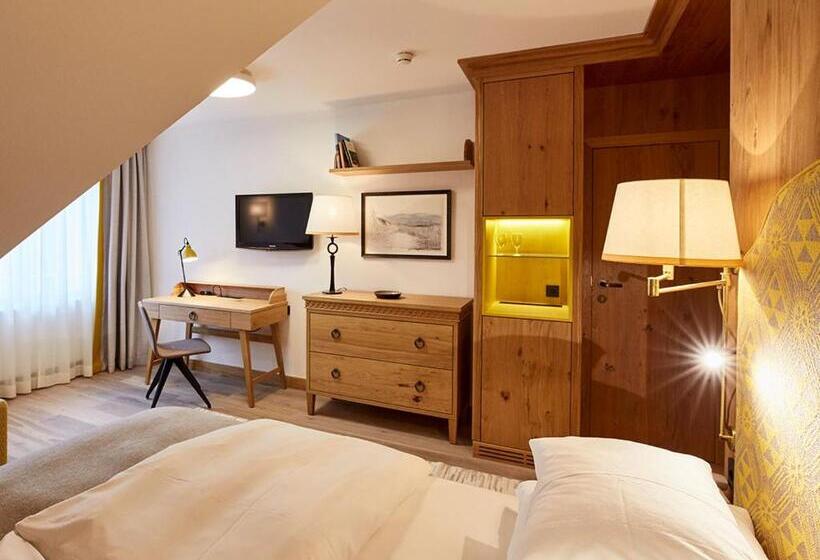 חדר סטנדרט, Hochschober