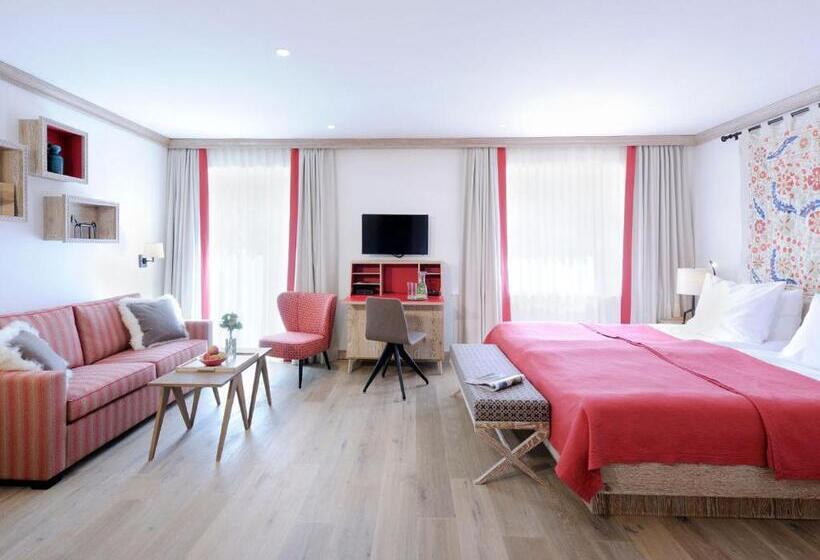 חדר סופריור, Hochschober