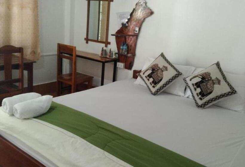 Номер Стандарт, Amphai Guest House