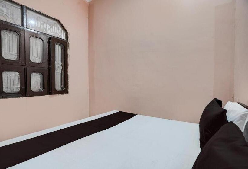 Номер Стандарт, Spot On Guest House