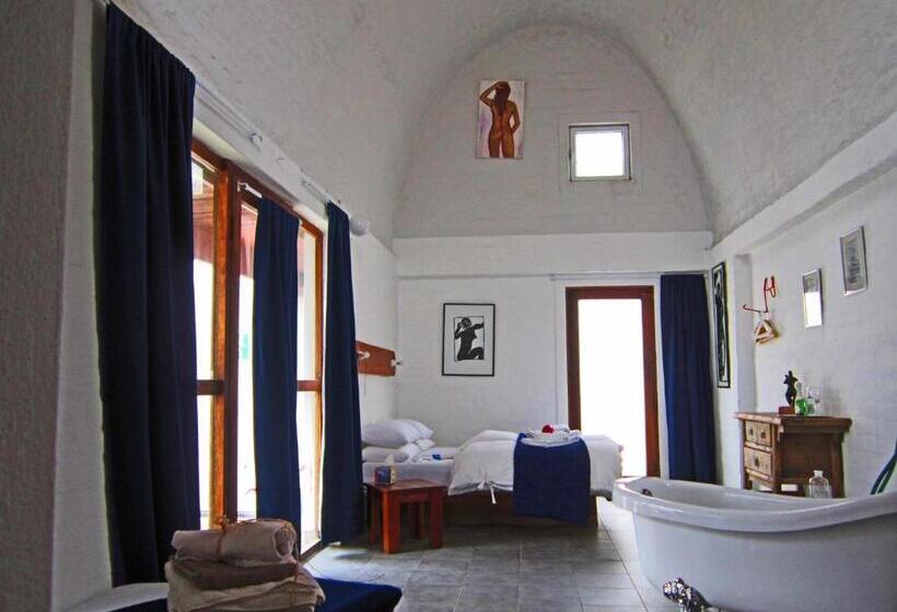 اتاق اکونومی, Alternative Space B & B