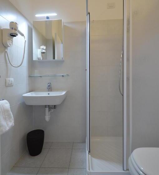 스탠다드 룸, Albergo Della Torre