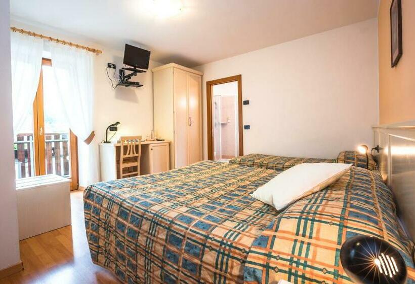 Quarto Triplo Estandar, Albergo Maggiorina