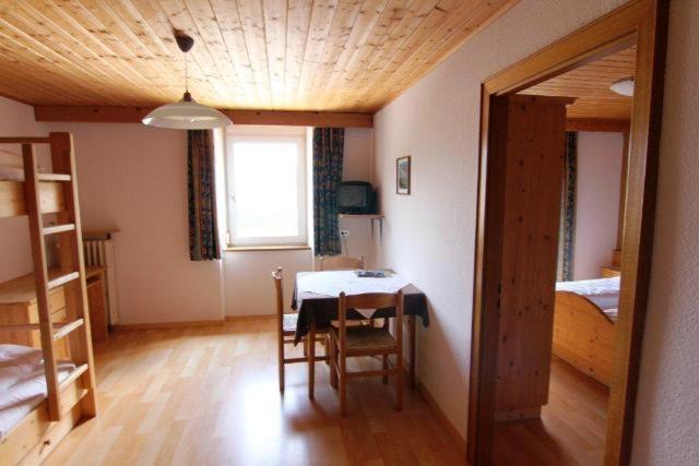 חדר סטנדרט לשלושה, Apparthotel Germania