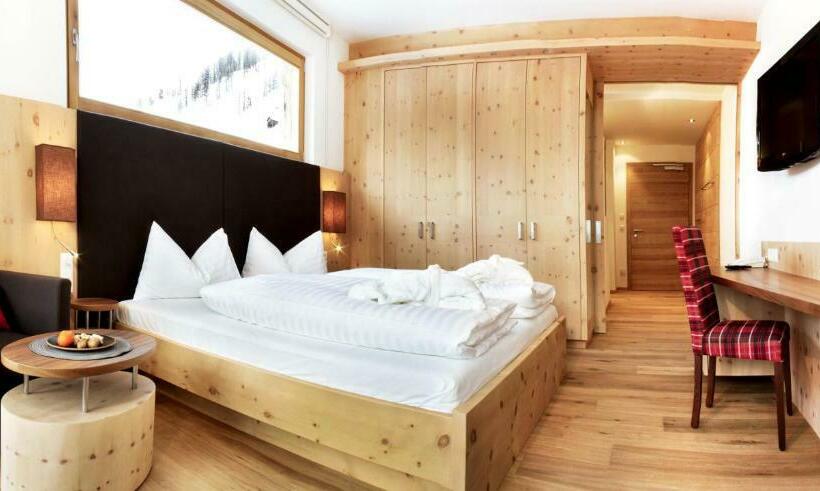 Номер Deluxe, Störes   Living Nature