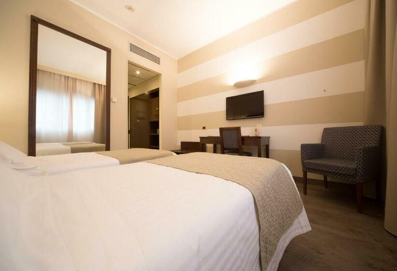 اتاق استاندارد, Motel Ascot