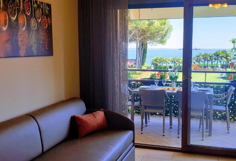 Апартаменты 2 Спальни, Residence Villalsole