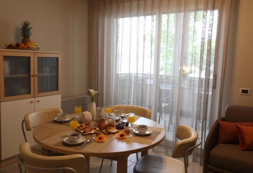 Апартаменты 2 Спальни, Residence Villalsole