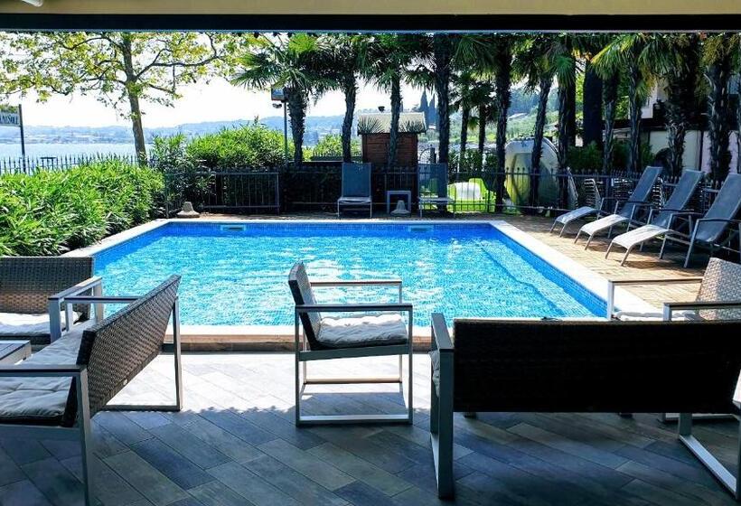 Студио Стандарт с Террасой, Residence Villalsole