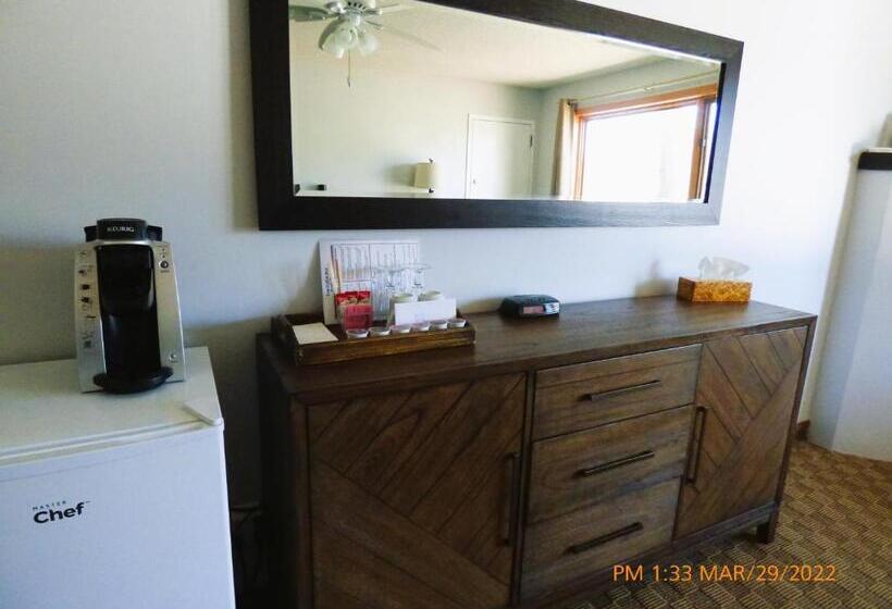 Номер Стандартный с Видом, Log Cabin Inn