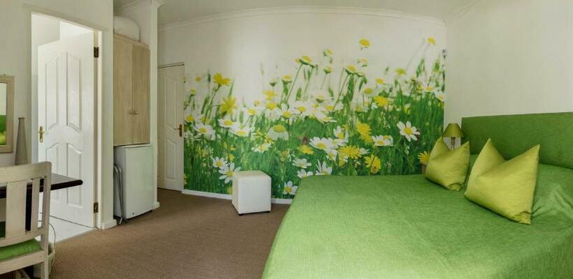 Номер Стандарт Вид на Сад, Church Hills Boutique Accommodation