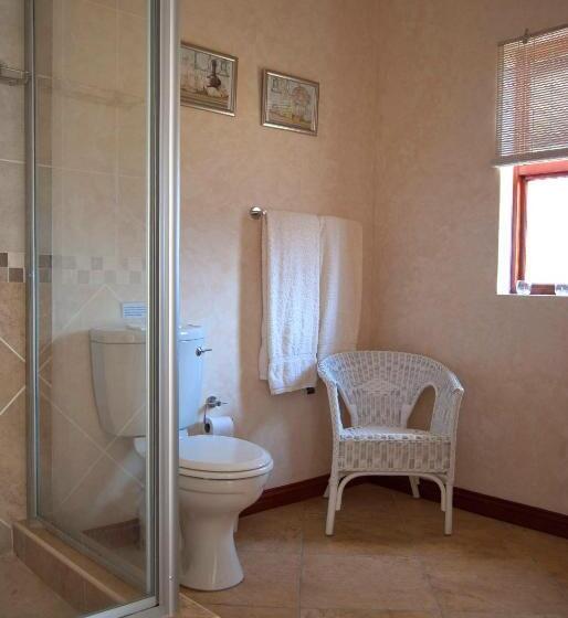 Шале 1 Спальня, Hartley Manor Guest House
