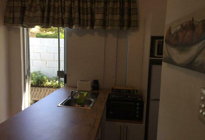 Номер Стандарт, Skinkikofi Guest House