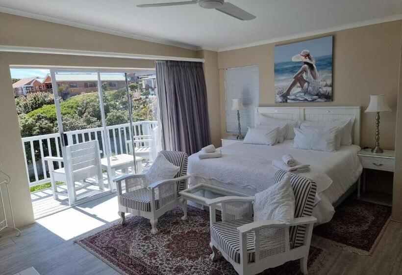 Номер Deluxe Вид на Море с Балконом, The Bay Lodge