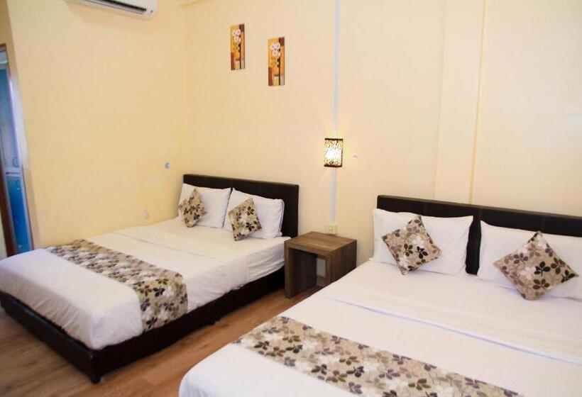 Семейный Номер, Myra Hotel Mersing