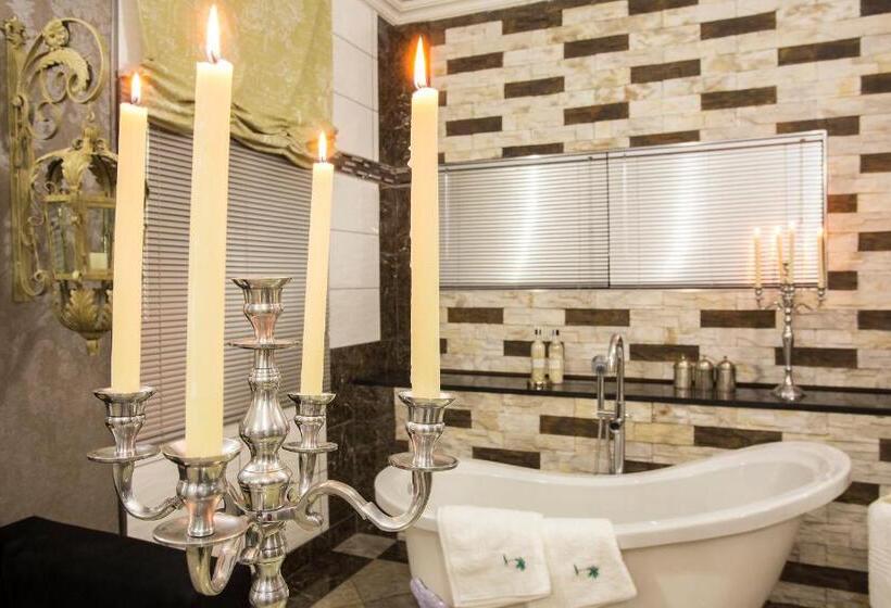 Люкс Повышенной Комфортности, The Royal Palm B&b