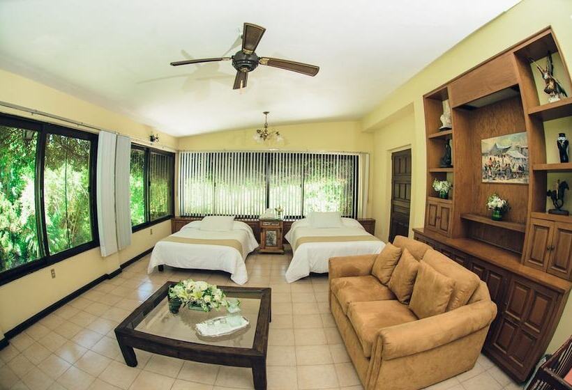 غرفة قياسية, Rancho La Joya