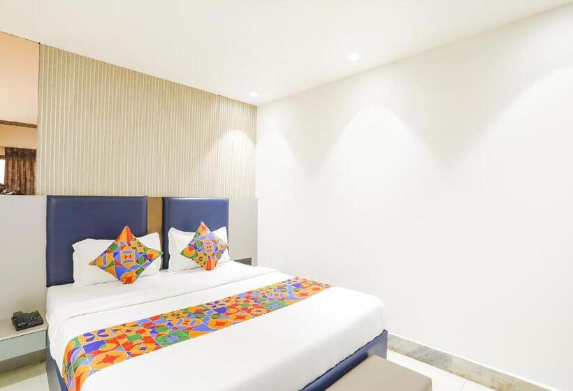 Номер Deluxe, Shirdi Park Inn