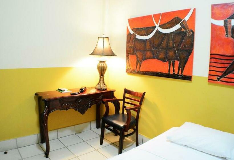 اتاق استاندارد یک نفره, Los Balcones De Chinandega