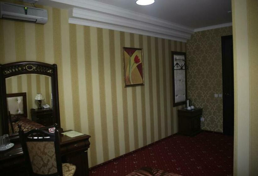 اتاق استاندارد, Garden Hall