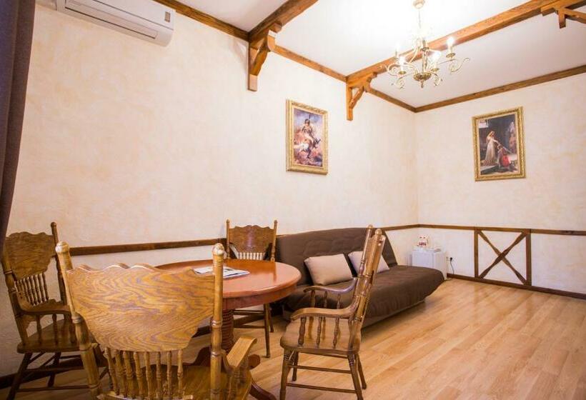 استودیوی استاندارد, Spa Hotel Myslyvskiy Dvir