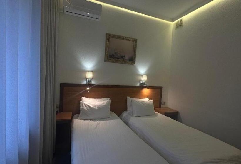 اتاق اکونومی, Spa Hotel Myslyvskiy Dvir