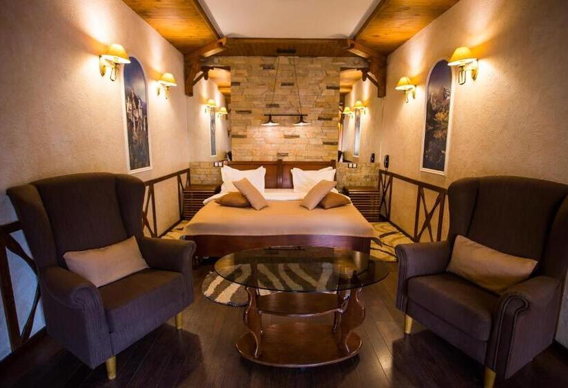 استودیوی لوکس, Spa Hotel Myslyvskiy Dvir