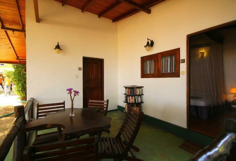 Номер Стандарт, Tartaruga Beach Unawatuna