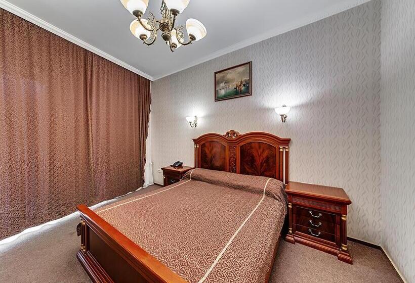 Семейный Номер, Venecia Hotel & Spa