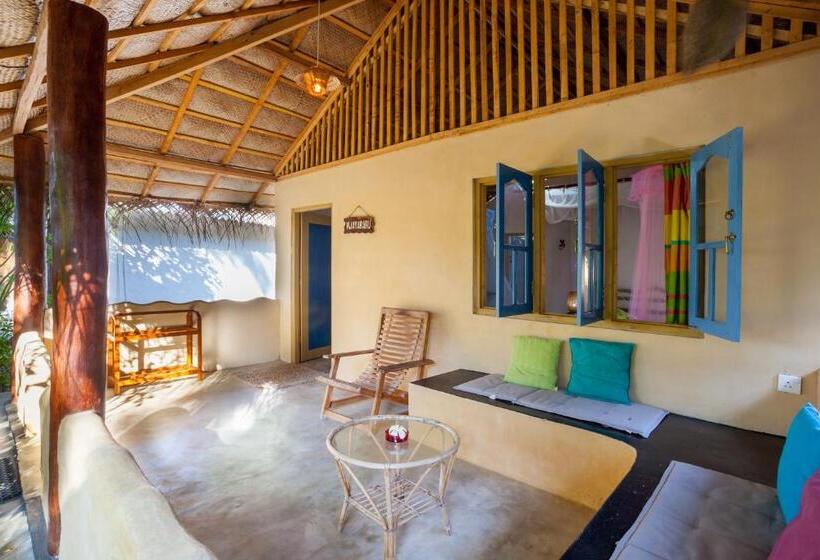 بنگله خانوادگی, De Silva Wind Resort Kalpitiya  Kitesurfing School Sri Lanka