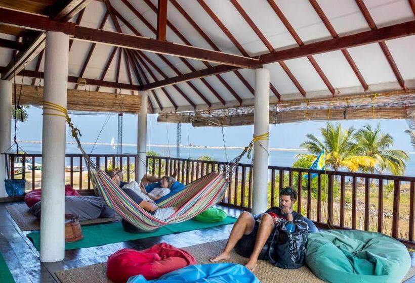 بانگلوی استاندارد, De Silva Wind Resort Kalpitiya  Kitesurfing School Sri Lanka