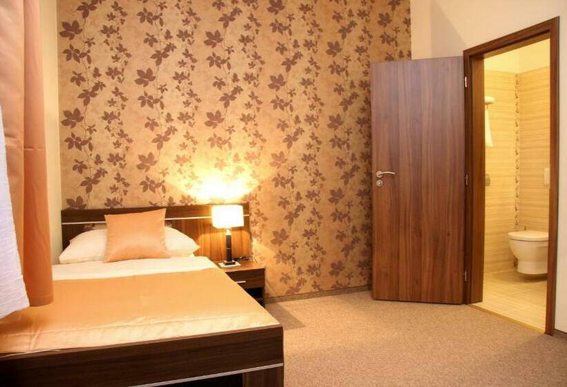 Номер Стандарт, Elegance