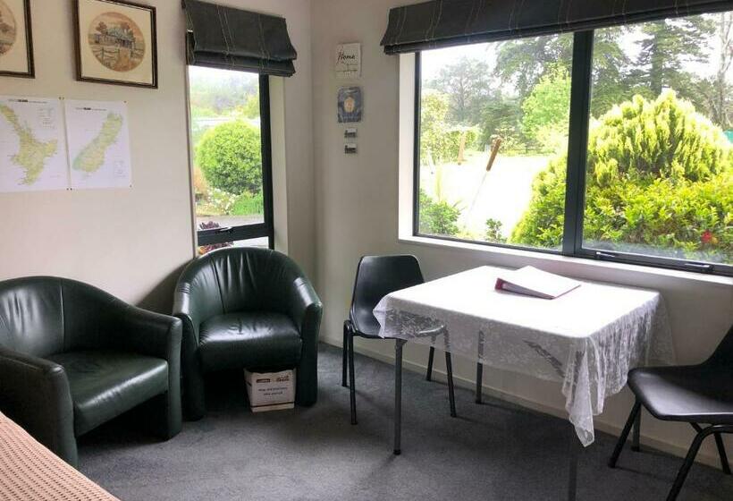 Апартаменты 2 Спальни, Silverdale Garden Stay
