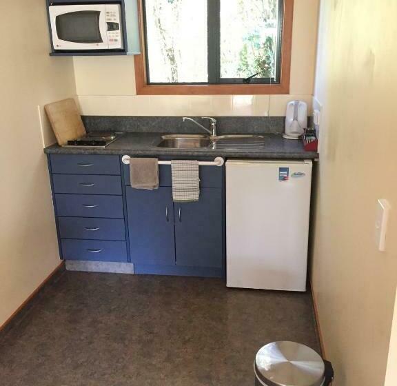 סטודיו סופריור, Geraldine Motels