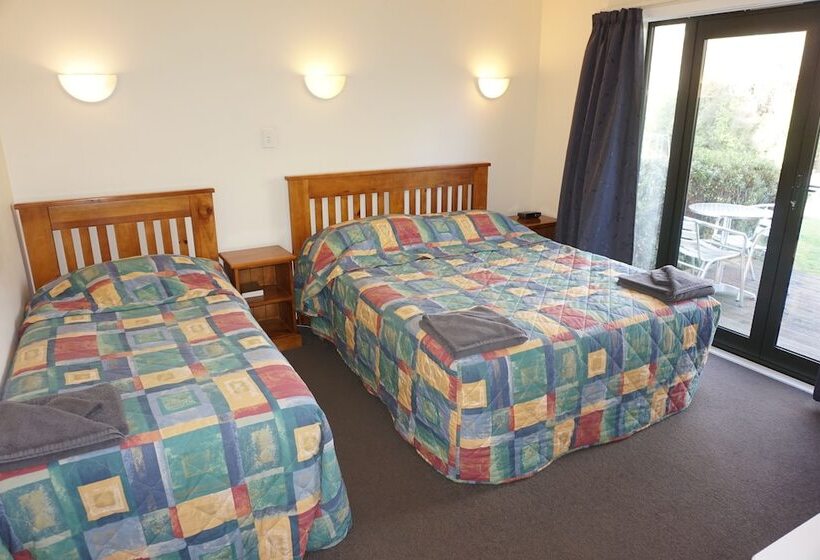 דירת דלוקס 2 חדרי שינה, Geraldine Motels