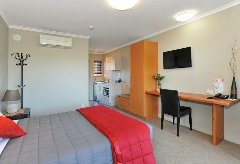 Студия Стандарт, Mohua Motels