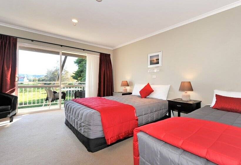 Студио Стандарт с Балконом, Mohua Motels