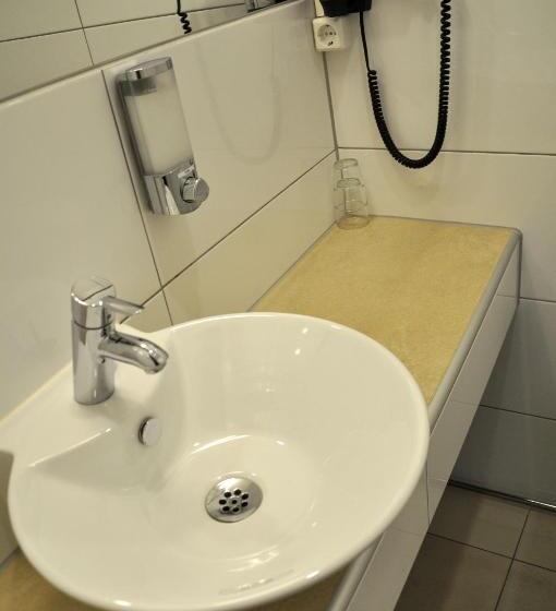 Семейный Номер, Ronneby Cityhotell