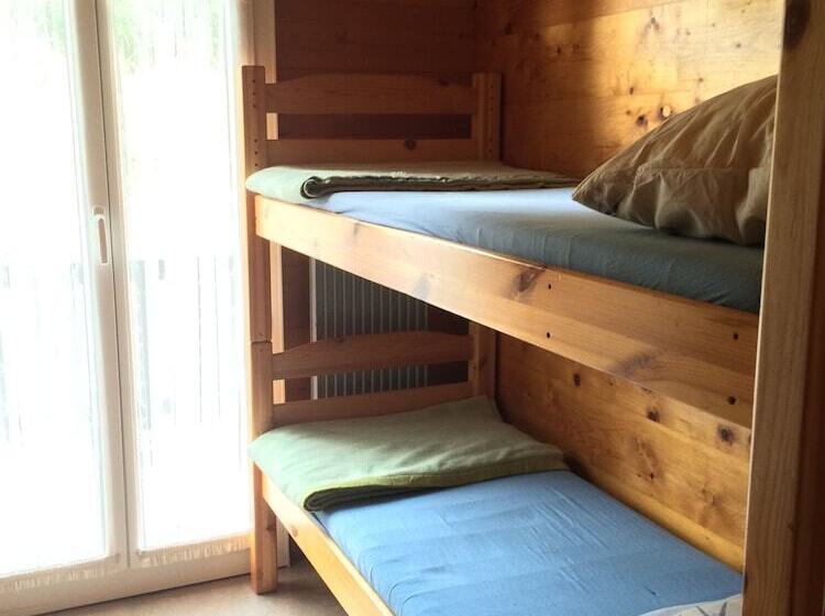 バス共有のスタンダードルーム, Gruppenhaus Rosy   Hostel