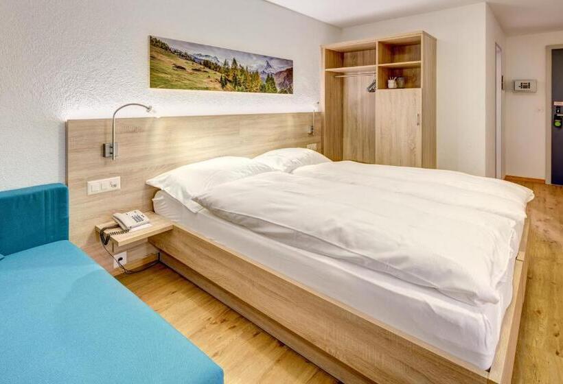 Номер Стандарт Трехместный, Matterhorn Inn