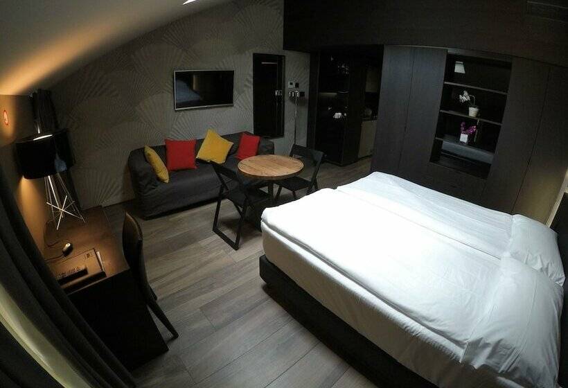سوییت لوکس, San Carlo Suite