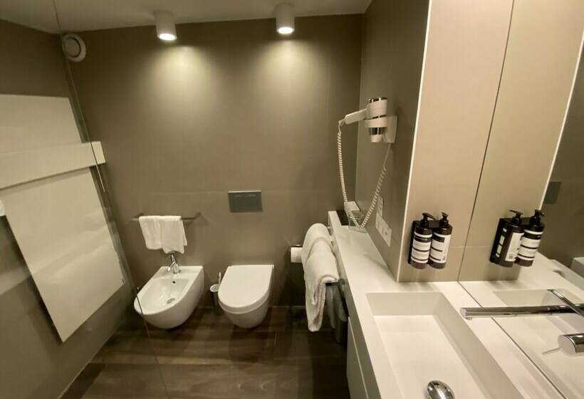 سوییت لوکس, San Carlo Suite