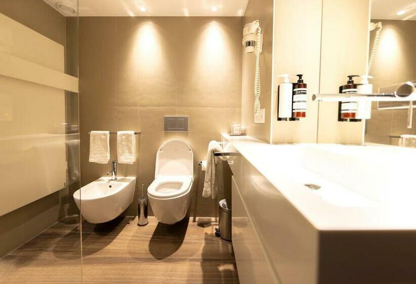سوییت لوکس, San Carlo Suite