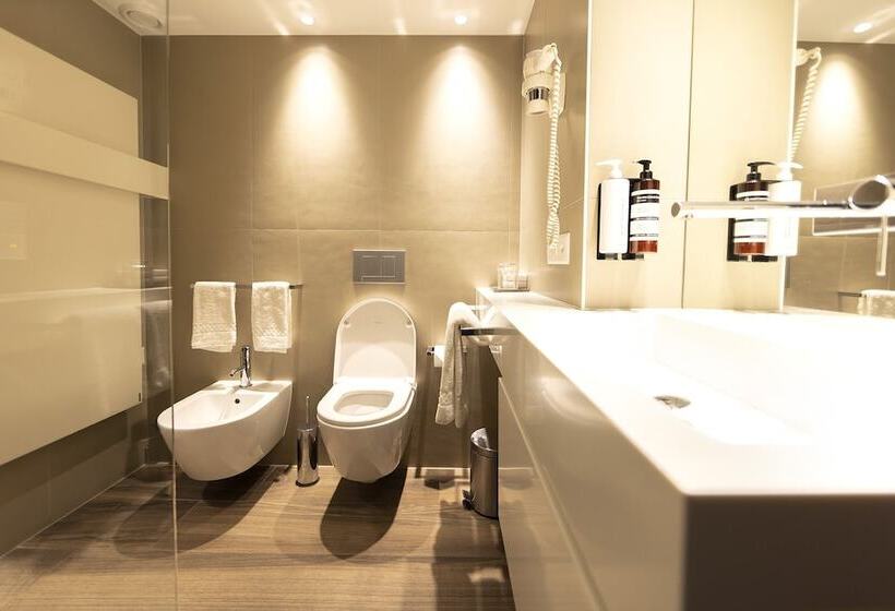 سوییت لوکس, San Carlo Suite