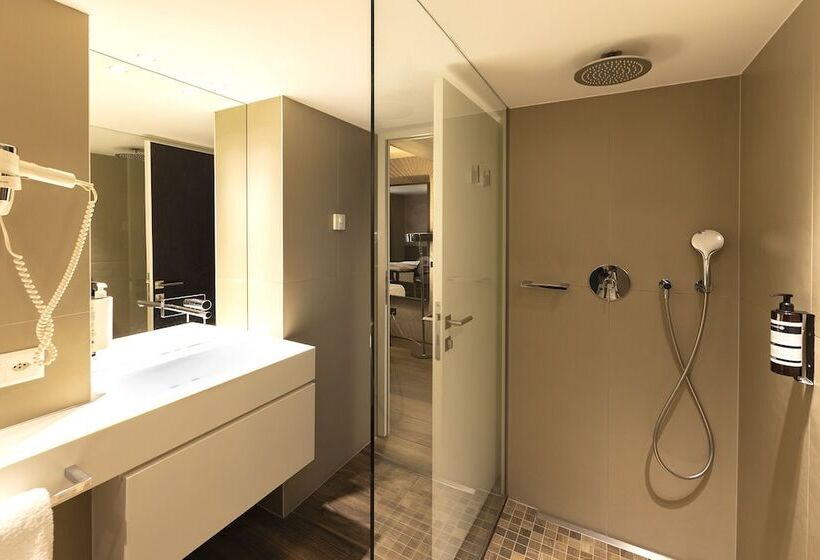 سوییت لوکس, San Carlo Suite