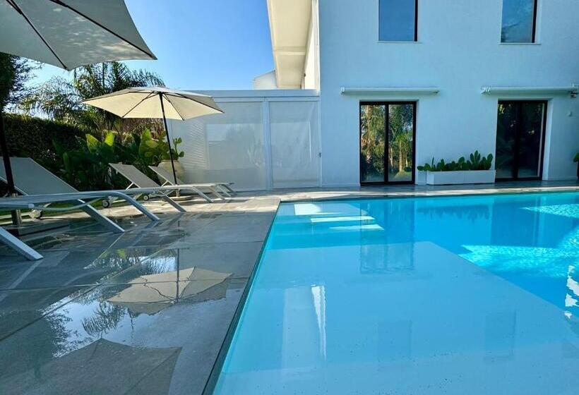 اتاق لوکس, Dimoro Luxury Rooms In Sicily